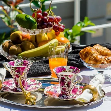 Πανσιόν & Lady O Ντουμπρόβνικ